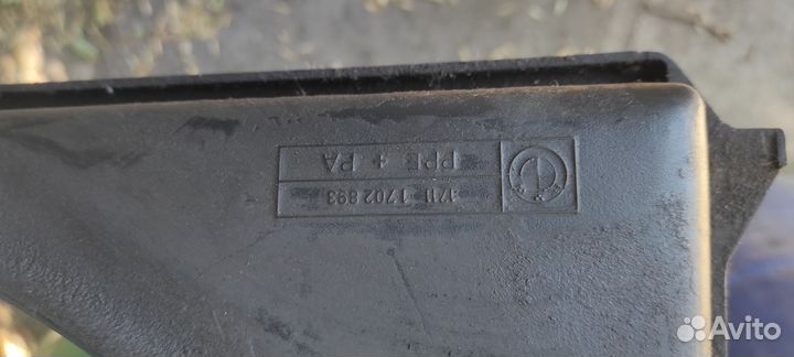 Диффузор вентилятора BMW E38