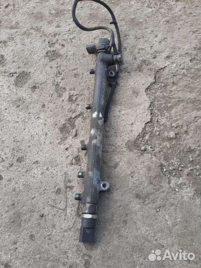 Топливная рампа Mercedes-Benz Vito