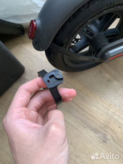 Поддержка крыла самоката Xiaomi M365