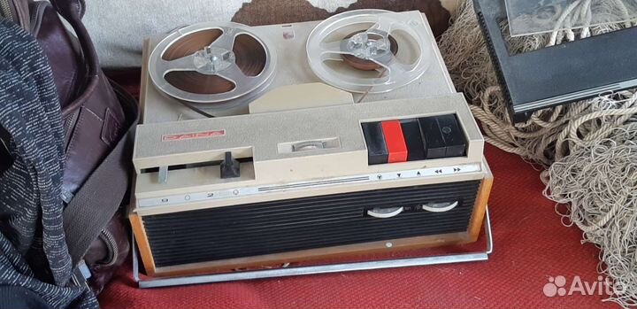 Бобиновый магнитофон