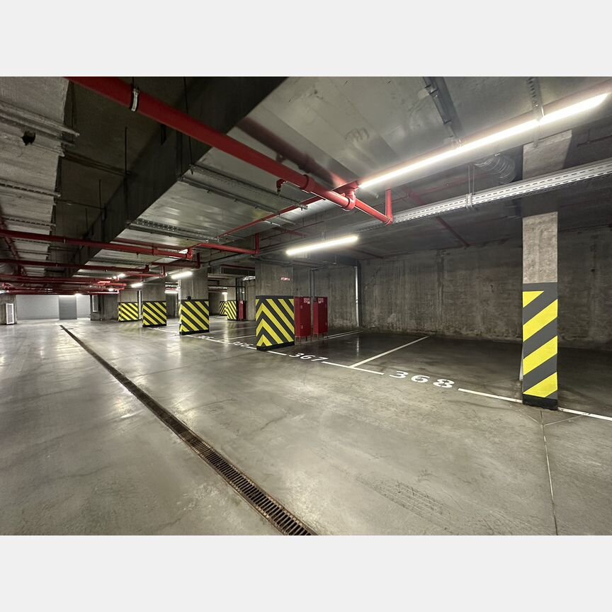 4-к. квартира, 135 м², 18/18 эт.