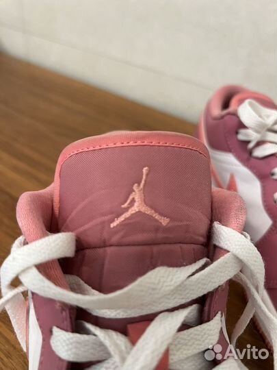 Кроссовки nike Air jordan desert berry Р. 39