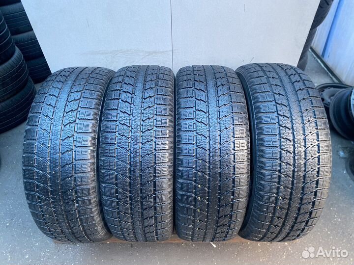 Toyo Observe GSi-5 245/55 R19