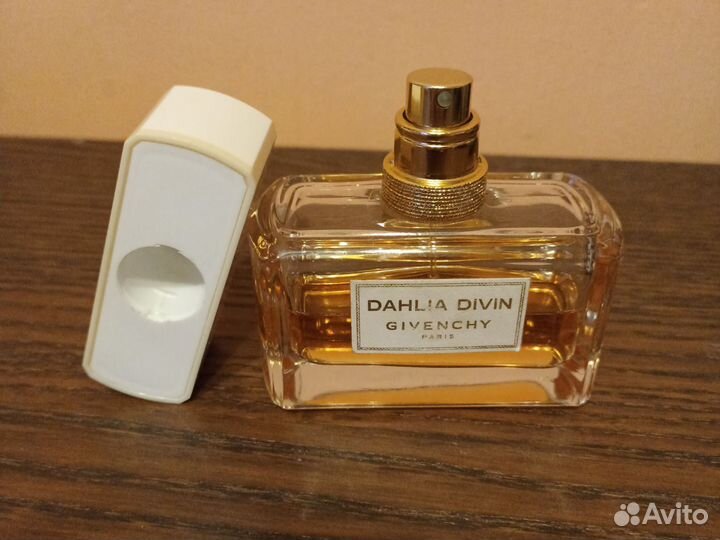 Туалетная вода женская Givenchy Dahlia Divin