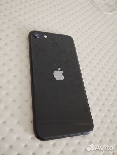 iPhone SE (2022), 64 ГБ