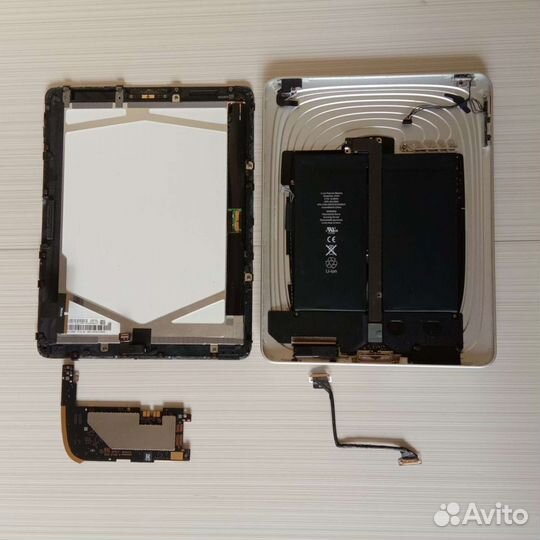 Планшет Apple iPad 1-го поколения wi-fi 16GB A1219