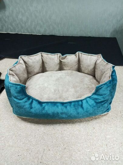 Лежанка для кошек и собак