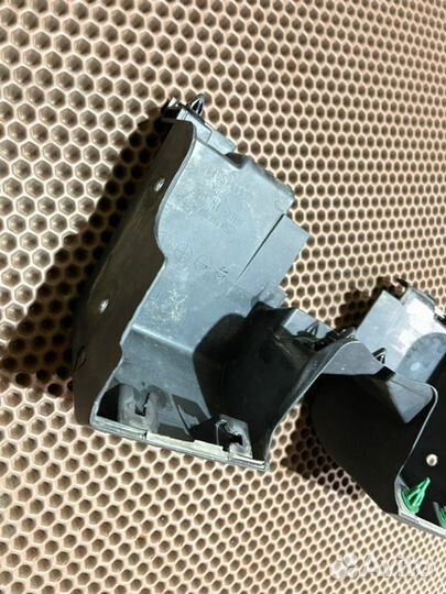 Брызговик передний Subaru Forester 4 SJ5 FB20 2013