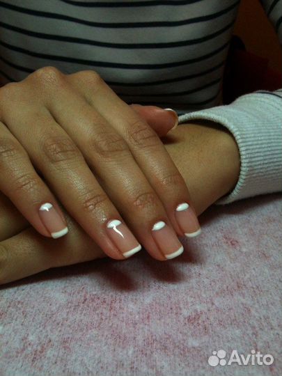 Маникюр педикюр