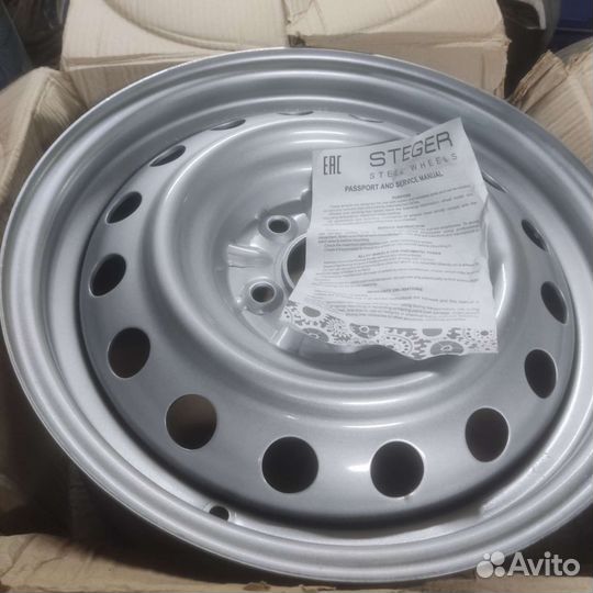 Диск 5x114.3 R16