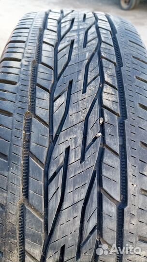 Continental ContiCrossContact LX2 215/65 R16