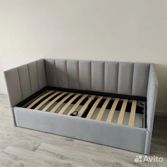 Диван-кровать детская 