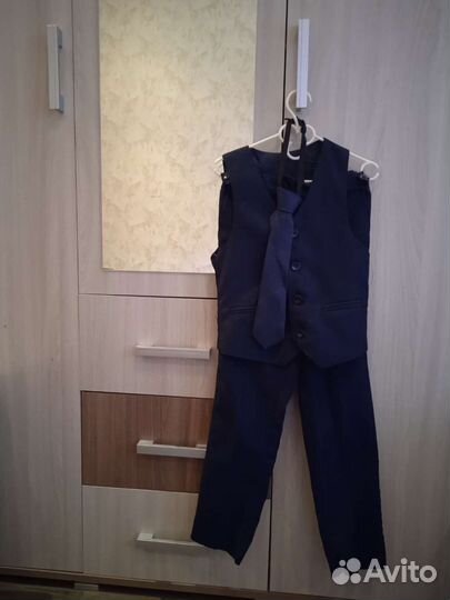 Школьный костюм