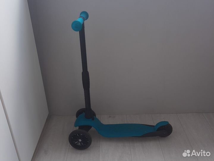 Самокат детский трехколесный бу