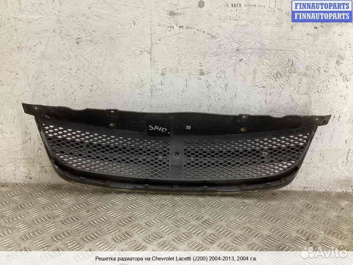 Решетка радиатора Chevrolet Lacetti, 2004 1.4 Бензин