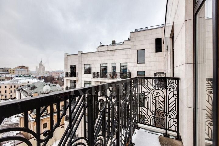 4-к. апартаменты, 143 м², 6/7 эт.