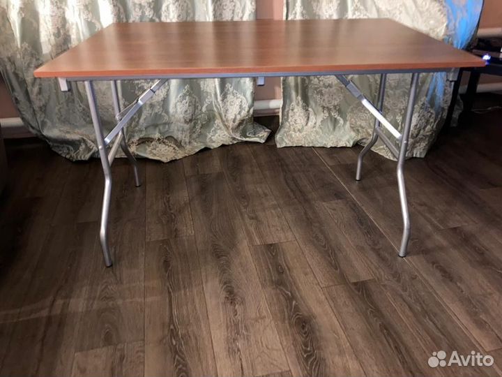 Стол складной