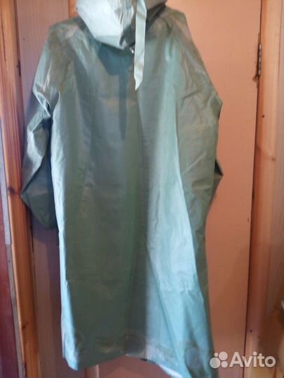 Продаю плащ (озк)