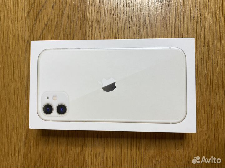 iPhone 11, 64 ГБ