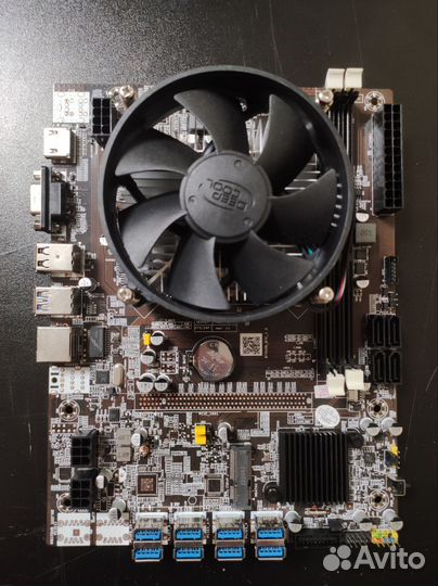 Материнская плата с процессором