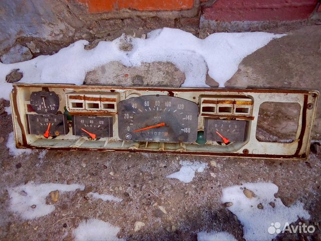 Передняя панель (торпеда) раф 2203