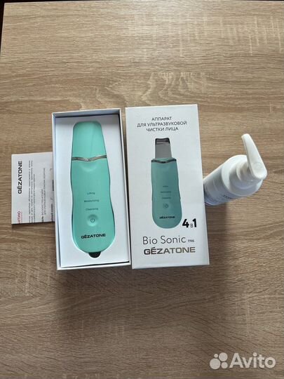 Ультразвуковой аппарат для чистки лица