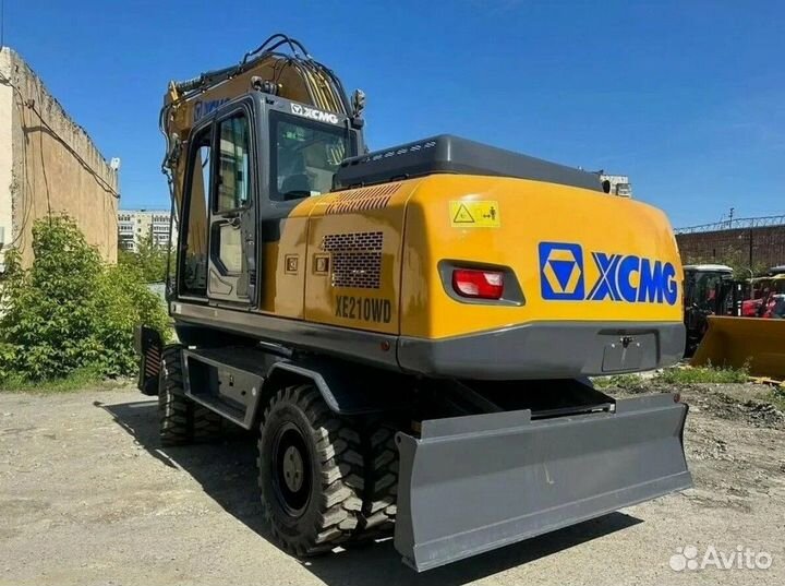 Колёсный экскаватор XCMG XE210WD, 2024