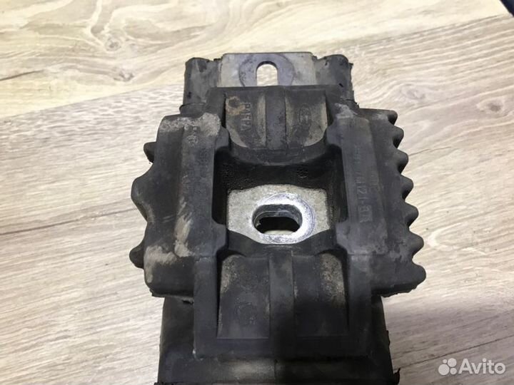 Опора кпп Ford Fusion CBK 1.4 fxja 2009