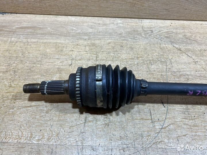 Приводной вал левый Suzuki Swift 4 1,3 АКПП P16