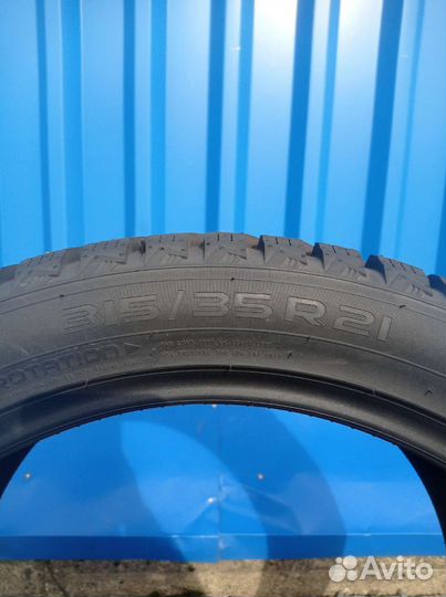 Nokian Tyres Hakkapeliitta 10p SUV 275/40 R21 и 315/35 R21 111T