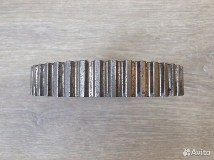 Шестерня (шкив) распредвала 2109