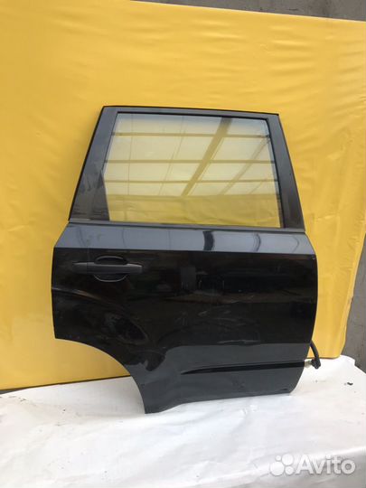 Дверь задняя правая Subaru Forester