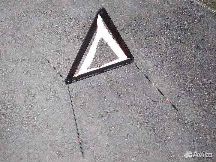 Знак аварийной остановки штатный Mercedes audi BMW