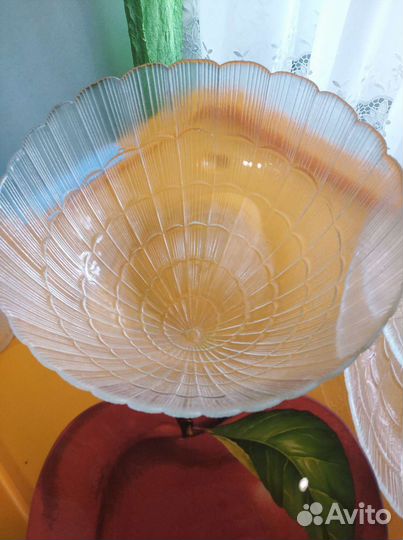 Посуда для сервировки стола