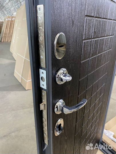 Входная дверь Гарда муар серый