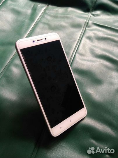 Мобильные телефоны бу redmi