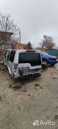 Land Rover Discovery 3 в разборе