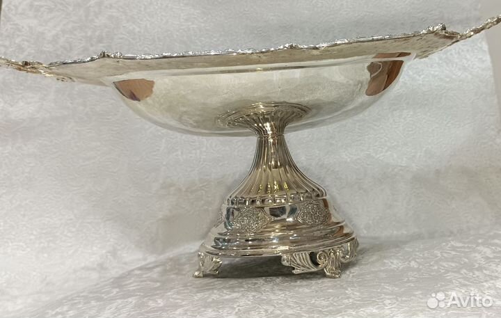 Ваза для фруктов (фруктовница)