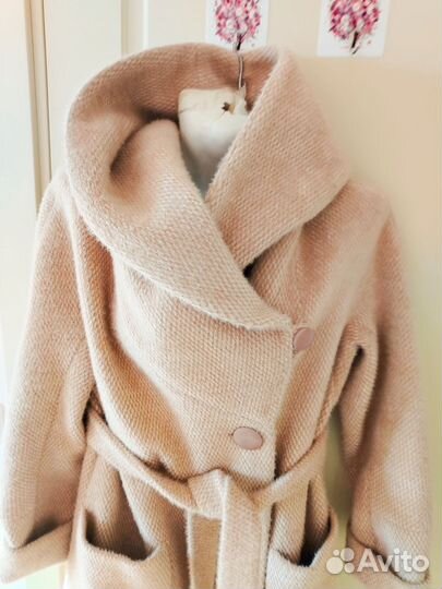 Пальто женское 44