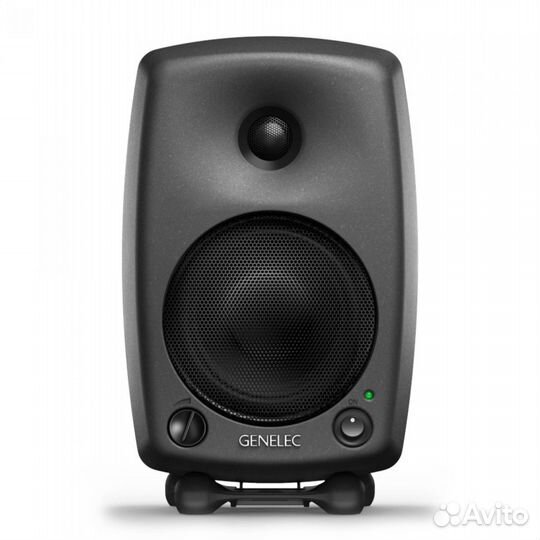 Студийный монитор ближнего поля Genelec 8030CP