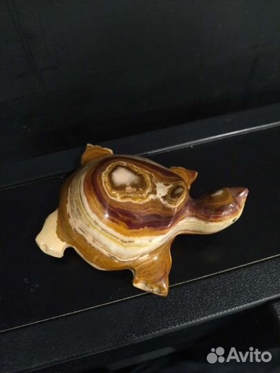 Статуэтки,нат.камень оникс
