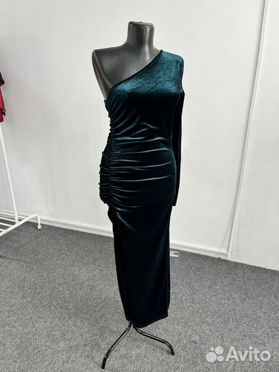 Бархатное вечернее платье 44-46