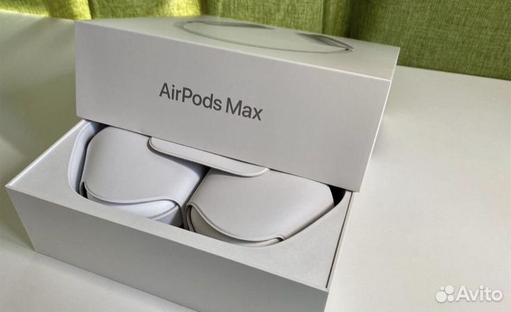 Airpods max