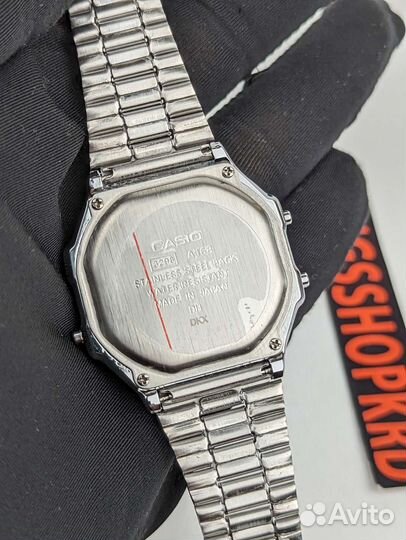 Часы Casio retro