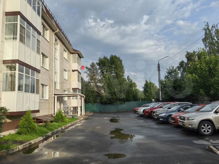 2-к. квартира, 57 м², 4/4 эт.