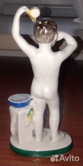 Статуэтка умывающийся мальчик (утро) лфз