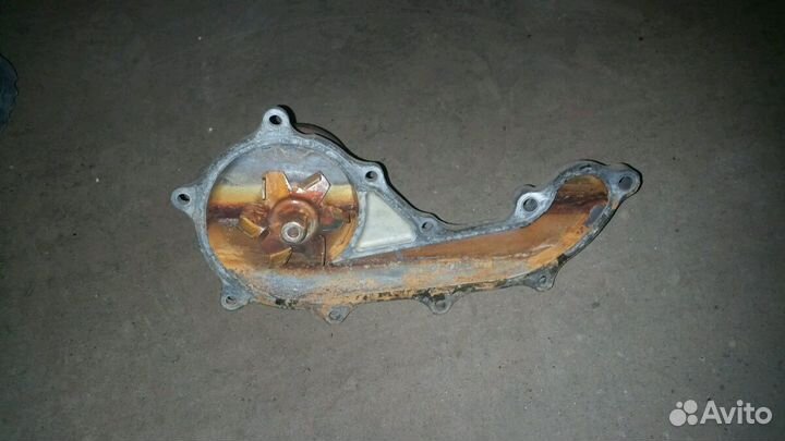 Помпа на тойоту 3rz