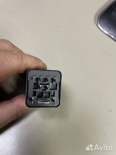 Реле 457 свечей накала Ауди А6 С6 А8 Д3 А4 Б8 А5