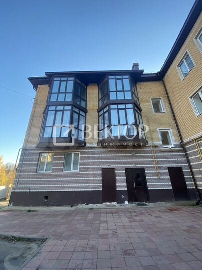 4-к. квартира, 119 м², 2/3 эт.