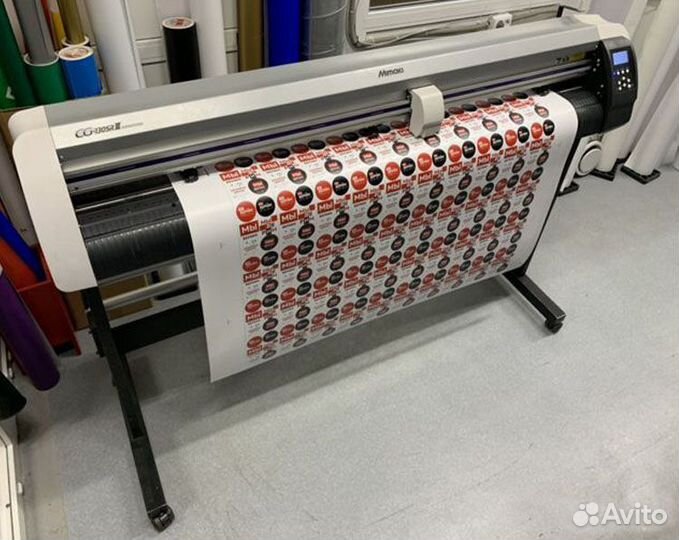 Реклама печать баннеров, самоклеек